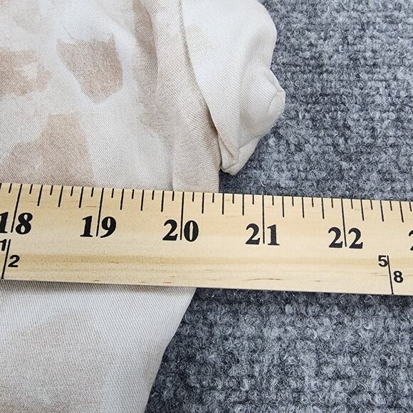 Cloth & Stone Anthropologie Top Women Small Beige Tan Safari Giraffe Button Up - Picture 6 of 15